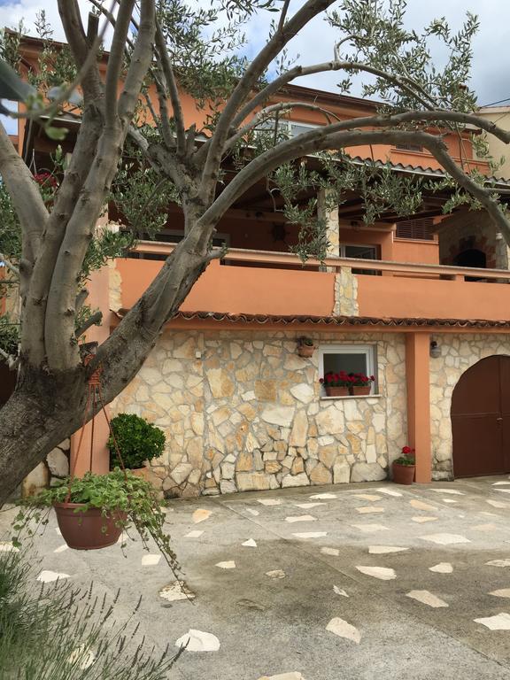 Guesthouse Tariba Supetarska Draga Extérieur photo